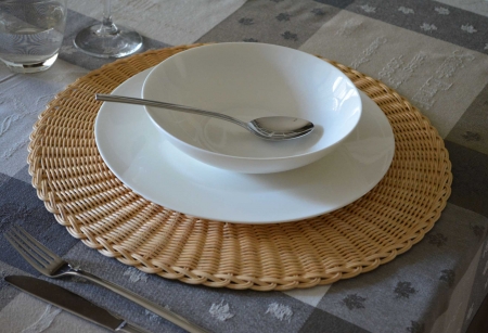               TABLE-01 tovaglietta  16